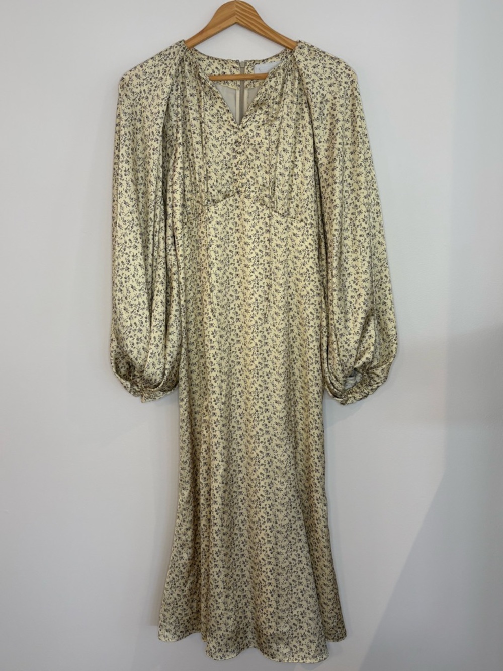 Long Sleeve Floral Bias Midi Dress in Cream